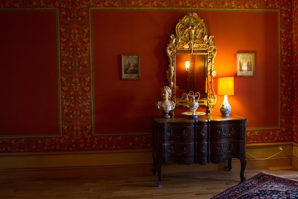Chateau Du Besset Saint-Romain-de-Lerps Habitación foto